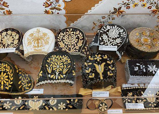 Wystawa haftu kaszubskiego -