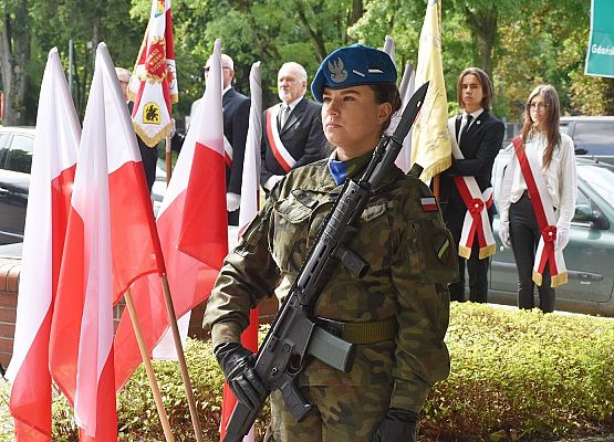 Warta honorowa przy Płycie