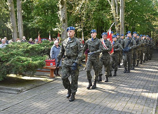 "Kompanię honorową