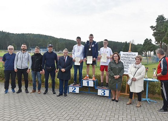 Zwycięzcy w kat chłopców