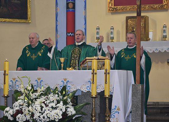 Suma parafialna, inaugurująca