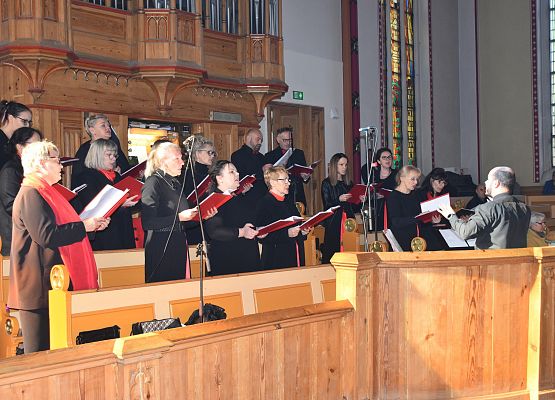 Koncert w wykonaniu  Chóru