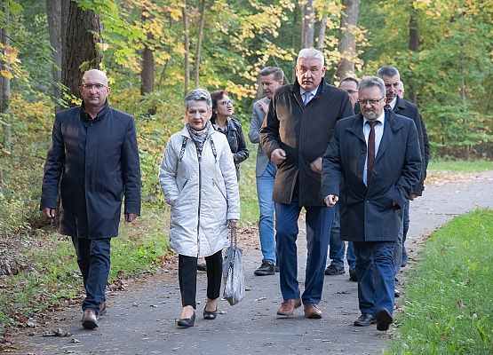 Uczestnicy odbioru drogi