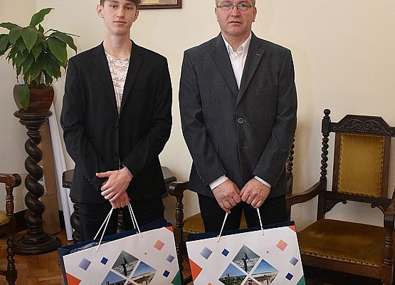 Mateusz Buśko z trenerem