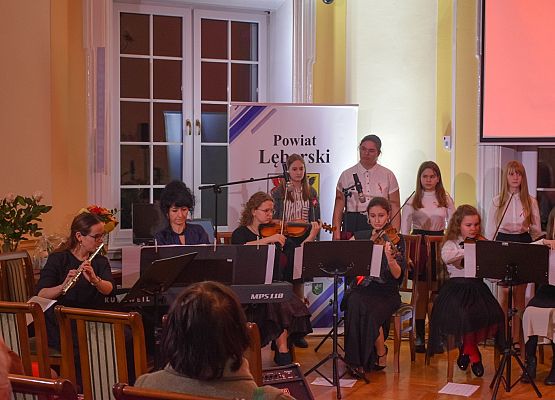 Koncert w wykonaniu Chóru