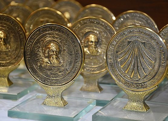 Pamiątkowe statuetki