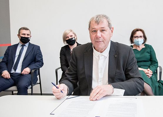 List podpisuje Andrzej