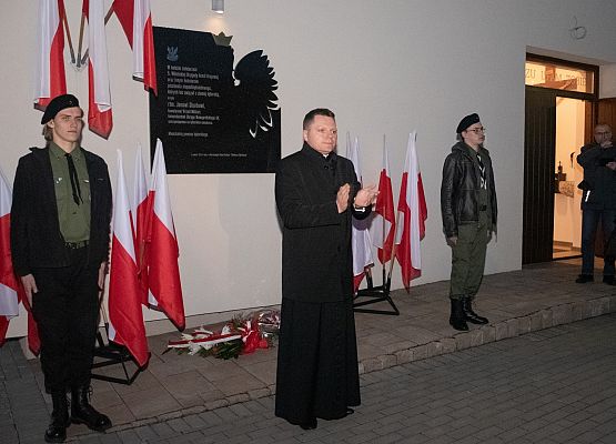 ks. R.Cieszyński i harcerska