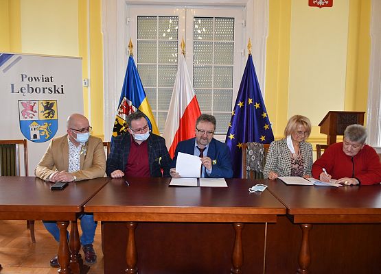 Podpisanie umowy z Klubem