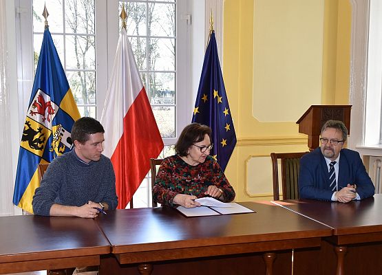 Umowę podpisuje przedstawiciel