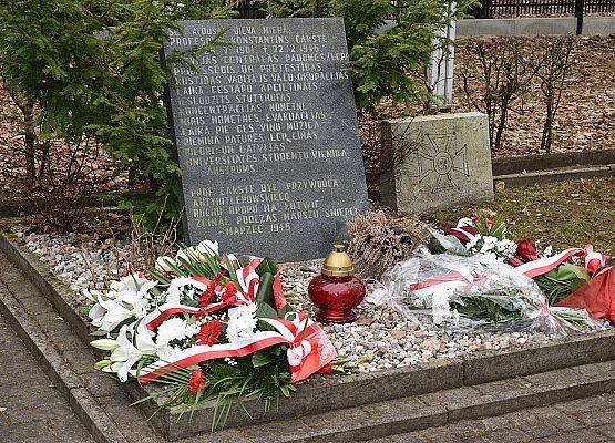 Ambasador w hołdzie bohaterowi