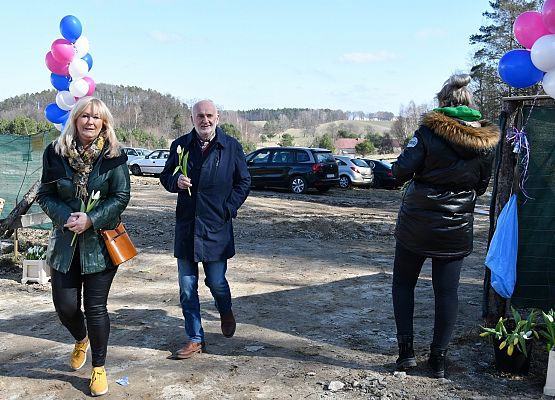 Na terewn hospicjum wchodzi