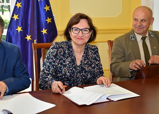 Dokumenty podpisuje starosta