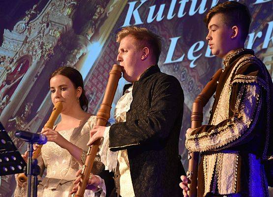 Prezentacje w ramach „I