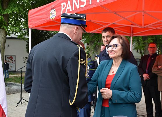 Wręczanie podziękowań za