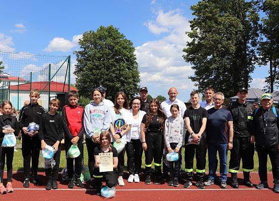 Ekipy uczestników w