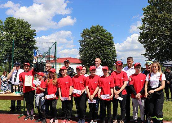 Ekipy uczestników w