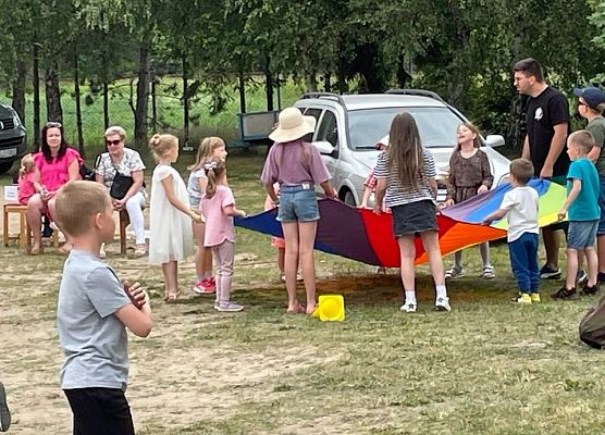 Gry i zabawy dla dzieci