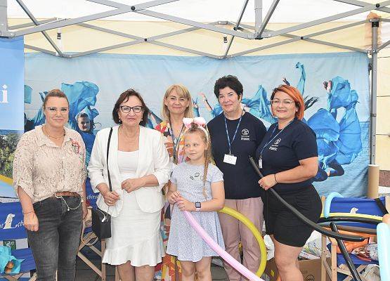 Starosta na stoisku Powiatu