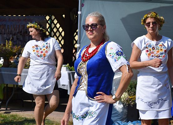 Panie z KGW w jednej z