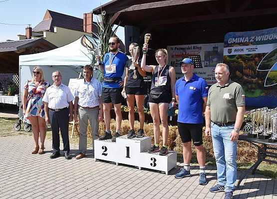 Nagrodzeni z organiozatorami