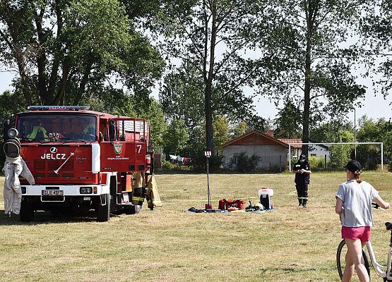 Wóz strażacki OSP po pokazach