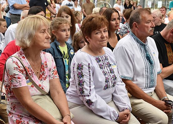 Uczestnicy uroczystości na
