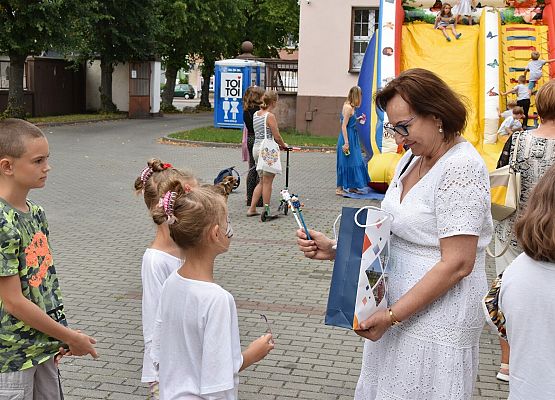 Sarosta wręcz upominki