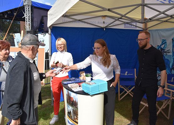 Stoiska dożynkowe organizacji,