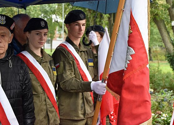 Szkolny poczet sztandarowy