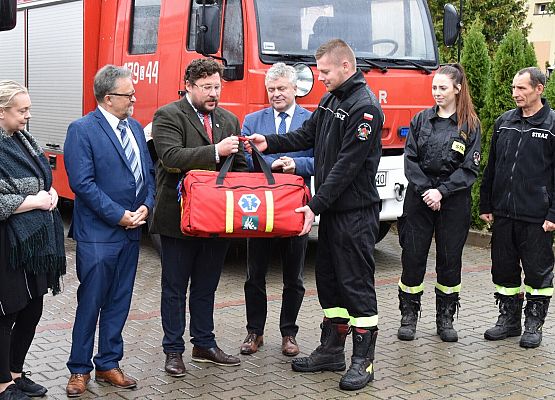 Przekazanie sprzętu dla