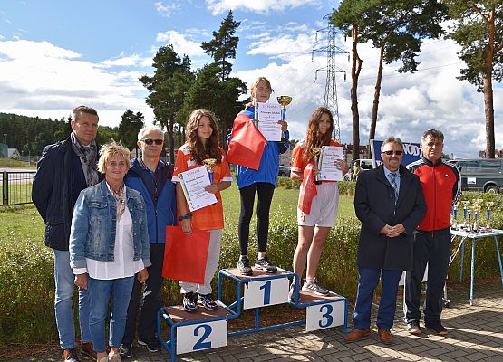 Organizatorzy ze zwycięzcami