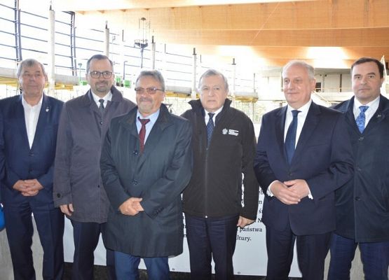 Od lewej: burmistrz A.