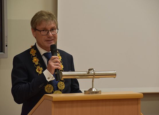 Rektor WSAiB w Gdyni