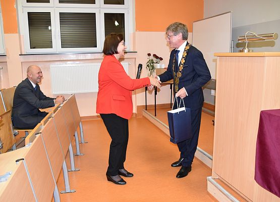 Starosta Lęborski wręcza