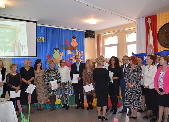 Dyrektor placówki składa