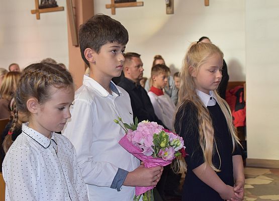 Uczestnicy jubileuszu parafii