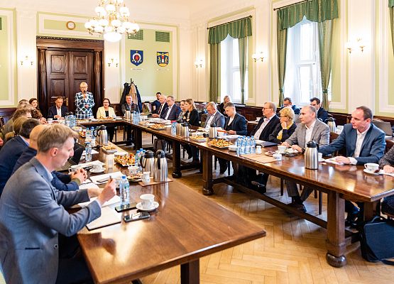 Samorządowcy na spotkaniu w