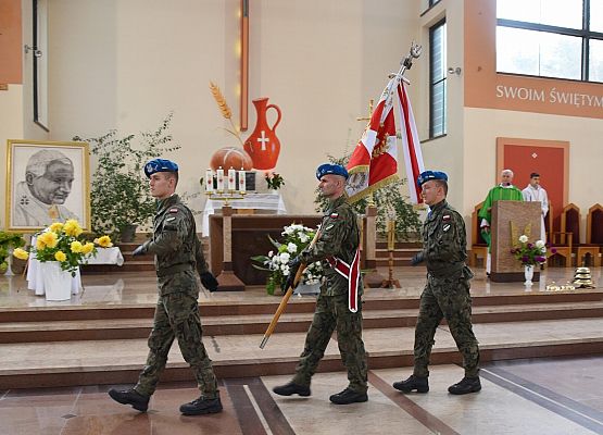 Wojskowy poczet sztandarowy