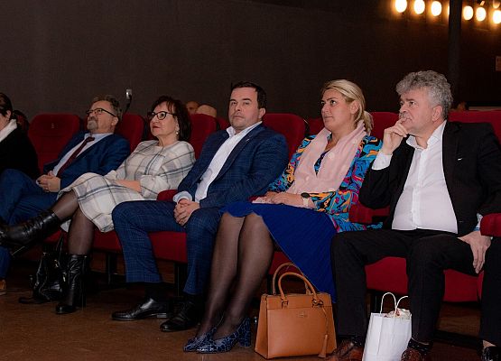 Od lewej: wicestarosta E.