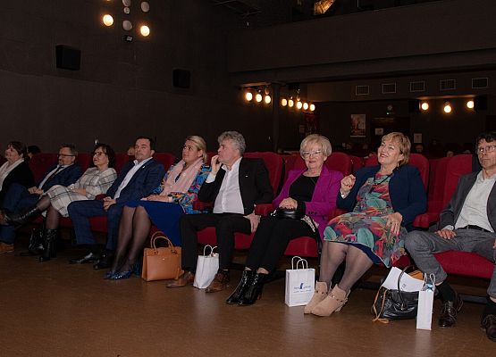 Od lewej: wicestarosta E.