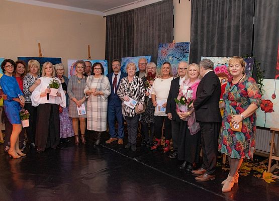 Wspólne zdjęcie artystów i