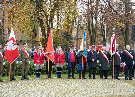 Poczty sztandarowe na Skwerze