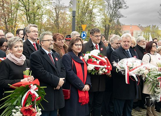 Uczestnicy obchodów Narodowego