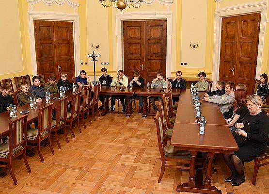 Uczestnicy spotkania w sali