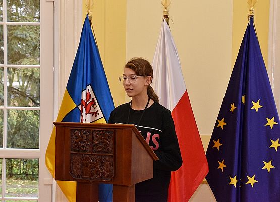 Próby wystąpień na mównicy