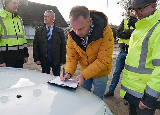 Protokół odbioru podpisuje M.