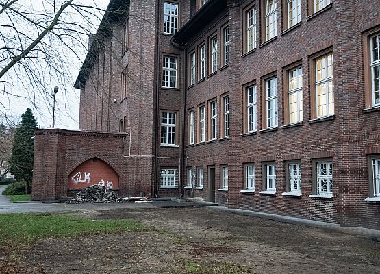 Otoczenie szkoły po wykonaniu