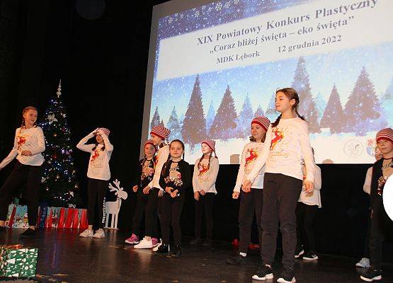 Prezentacje młodzieży z MDK