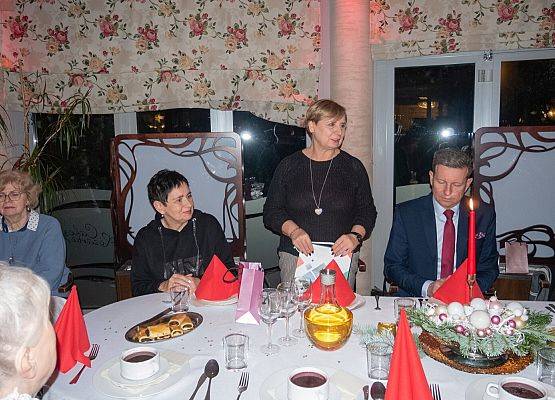 Życzenia składa E. Burak -